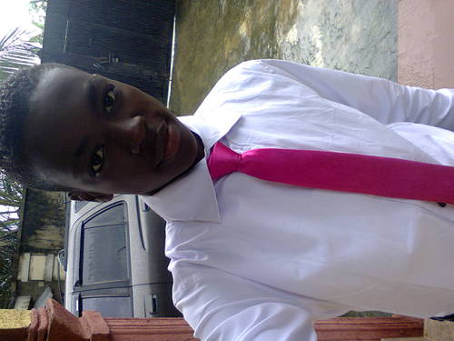 blah blah...ask me whatever u wanna know...follow and i'll follow back and uh don't forget to add me on facebook, http://t.co/JSCkJYxybh