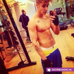 Who is Justin Bieber? In math: my solution. In history: my King. In chemistry: my reaction. In art: my heart. In me: My inspiration ♡
• http://t.co/Tv5WvH9mlq
