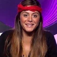 Fan de @AnaisCSS7 ♥♥ #TeamAnais Forever ♥
Follow @KatyCat_73 et j ete follow ♥