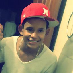 Fica tranquila que a missão de te fazer feliz é minha.
Ousadia&Alegria.