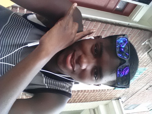 reaching for the →→→☆★←←← family first♡ school second ♥ love fooyball with a passion →→♧♣☆★←←