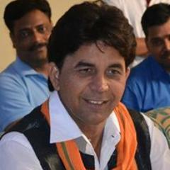 नेक बनो इंसान बनो और एक बनों ।