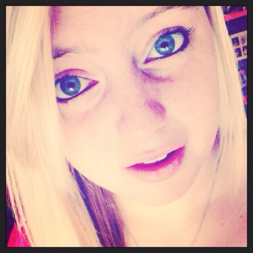 octoberrbabyy95's profile picture. 17 years old; Senior Baby; Blondie; Blue Eyed Beauty; Passion for animals; Kik: feliciaajeann or feliciajean95; Instagram: octoberrbabyy