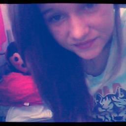 follow me if your human, ill follow back;) my bestfriend is #ashleyjemma1 #edsheeran is my idol!