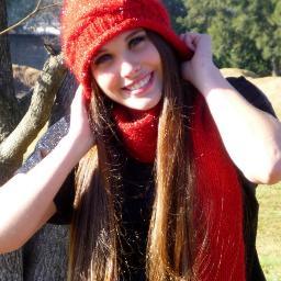 https://t.co/hmb79h5W3n Sonreir Y hacer sonreir a los demas. Vivir al máximo y ser feliz, objetivo de vida. #Presentaciones #Modelaje