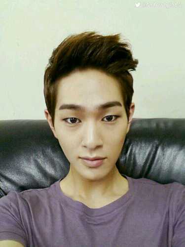 SHINee's leader Onew~ |Verified @BunnyCloud_RP, #White bunny|89-liner~| Lime, Kai/Lay and 5zic are mah niggas| My beautiful angel @BC_AngelLinus93 ♡ 26/04/13