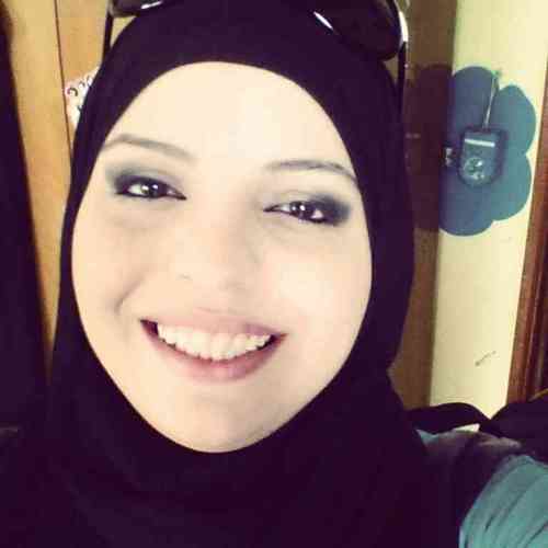 من عروس البحر أصلي وأقطن بين جدران العزل في غزة