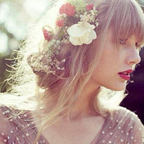 Canciones que llegan al corazon y describen tu situaciones ¿de quienes son esas canciones? De Taylor Swift señores ella es una idola y modelo a seguir #swiftie