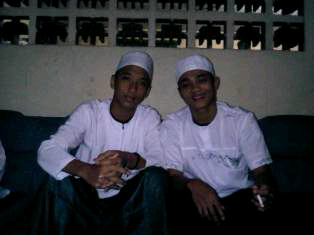 hakimElshyirazy's profile picture. Tiada yang pasti dalam kehidupan ini, hanyalah kematian yang pasti akan menjemput kita, semoga kita mati dalam khusnul khatimah dalam keadaan rindu kepada allah