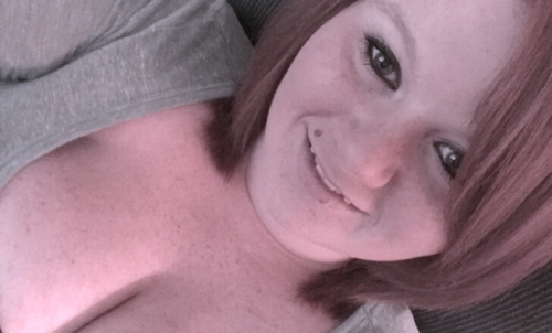 Marilyn Monroe is my role modle. MGK is my hero. And my FAMILY is my inspiration. 3