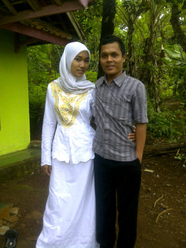 Hilangkan sft dndam trhdp org lain,krna dgn it km akn mnjdi mkhluk mulia dmta allah.