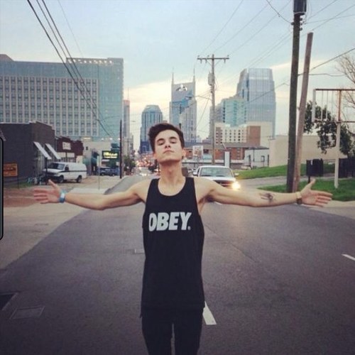 KianLawlorffx's profile picture. my names kian lawley, im 17 & i'm addicted to frozen yogurt|| parody|| Angelina is my bestfrand, my white gurl|| Sams My chubby cheeks✌❤|| cacas my shemale✌