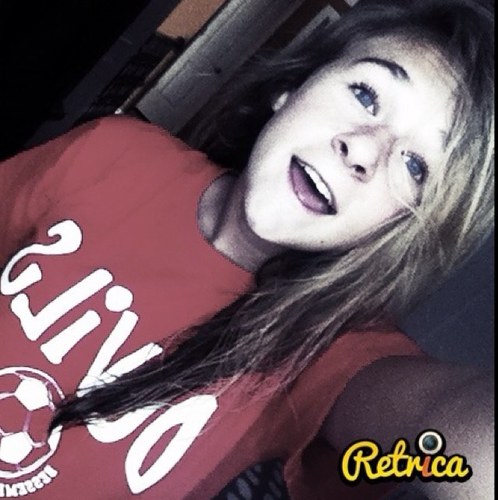Hello my names Tesslyn⚓ Freshmann. kik? Just ask, snapchat? Just ask , Dont Let Anyone Dull Your Sparkle, Twerk it.❤