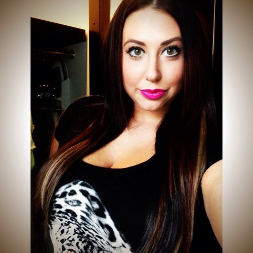 MolMcDonoughMUA's profile picture. Makeup Artist in the tristate area. Contact me: molmcdonough.mua@gmail.com