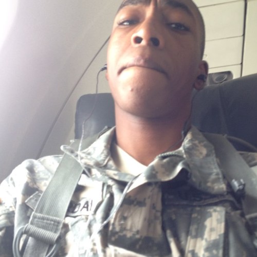 20year old army guy. Love being happy making friends and just being me. I'll hold you down through the bs just dont bs me