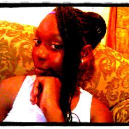 long walks on the beach, family time, shopping thats all me. i am obsessed wid nicki minaj Boo I LOvE yew ~NicKI-