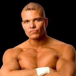 Younger half brother of @TheeToxicQueen, dating @FierceXtina6. Chances are I hate you. Member of #Toxic. Pretend character.