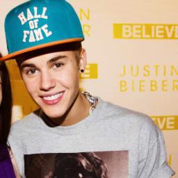 I'm a fan of  @justinbieber,  for being as noce feel that since she left my life changed.