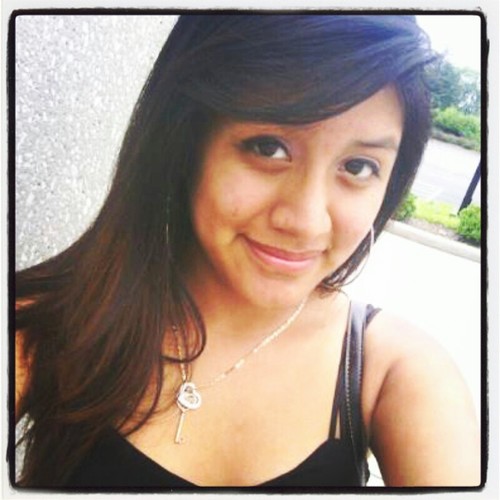 Mexicana 100% Taken *4-21-12* Sophomore HUHS Follow meee ^_^ and go follow  @litzygomez98