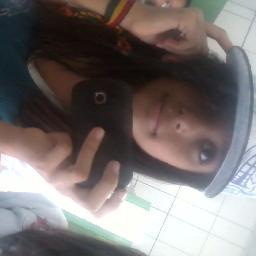 http://caahziinhah segui lá ;3