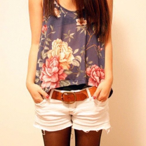 16, new york. Anon. Blondie, Directioner, Athlete. A certain darkness is needed to see the stars.✨