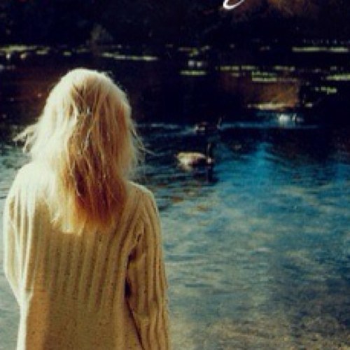 TeenloveVent's profile picture. Just a teenage girl. Venting about everything.