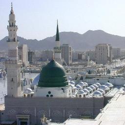 ساكن  طيبة الطيبة  نسأل الله طيب المقام وحسن الجوار