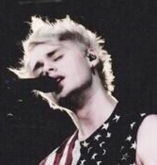 the teacher told us to read so i got home and read....imagines