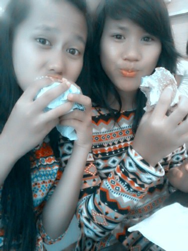 amyy_lahh's profile picture. Budak baru kat burung biru :) Follow back :) 
my name is amyliana kuja anak george . 15y/old tweet and follow me k :'*