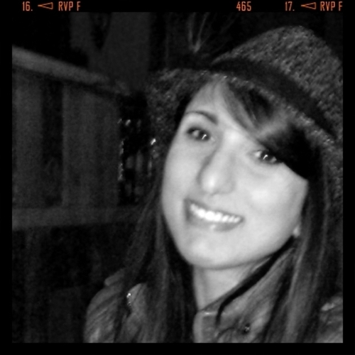 eugegenia1989's profile picture. Vivir solo cuesta vida... Y vivir comiendo pizza con ananá y jamón... Y el mundo es redondo Y de ricota...