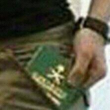‏‏‏نفسي التي تملك الأشياء ذاهبة فكيف أبكي على شيء اذا ذهب