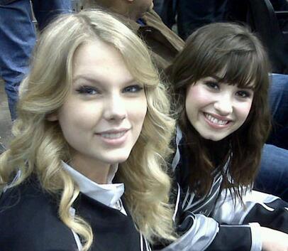 Taylor saved my life. Demi made the scars fade. They both fixed my heart. ♡ -15!-