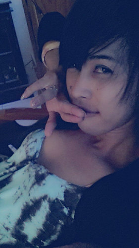 cacapott's profile picture. Inilah driku.,,yg apa adanya.,,, bukan ada apanya Bisa mnrima meski sering.,di kucilkan,,, It's ok.., inilah hidupku.., n hrus ttp smngt 69..