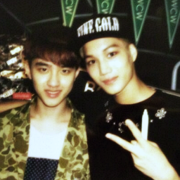 มีจงอินเป็นแฟนเเต่ต้องเสียสละให้คยองซู ..  (- kimGgamjong△ .) ♡