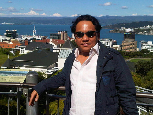 Dept. Media &Komunikasi Publik DPP Partai NasDem. Journalist with national and international exp, including Iraq war 2003,APEC, UN GA,NPC and father of Matt&Wil