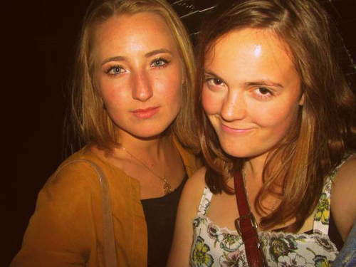 laloumoon's profile picture. Ola muchacha/o, je suis une francaise passionee de l'espagnol & your #1 foodie (melacoton! Uva! Pina! Frambuesa! Mojito!™) Hmm, un mot qui me parle? 'Ephemere'☀