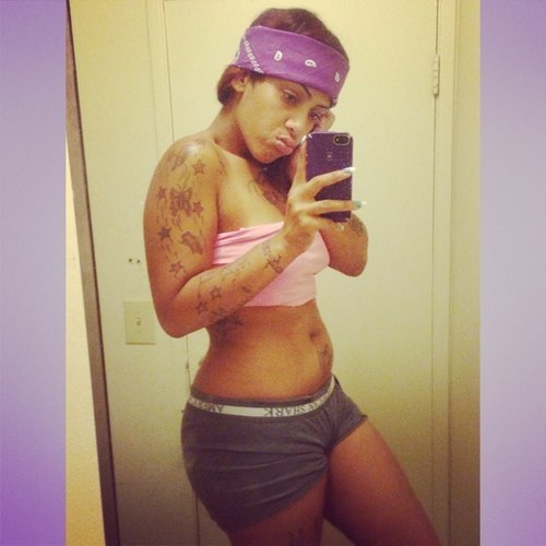 Engaged To my Wvttz BbyLoc  Employed , Self Made 280 Fevah   RIP ALISHIA & MYpunk Staccz