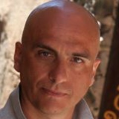 giovannibotti3's profile picture. Giornalista, direttore del settimanale Vivo. Appassionato di musica, sport e storia. Fan di Totò, del cinema western e vanmorrisonologo convinto