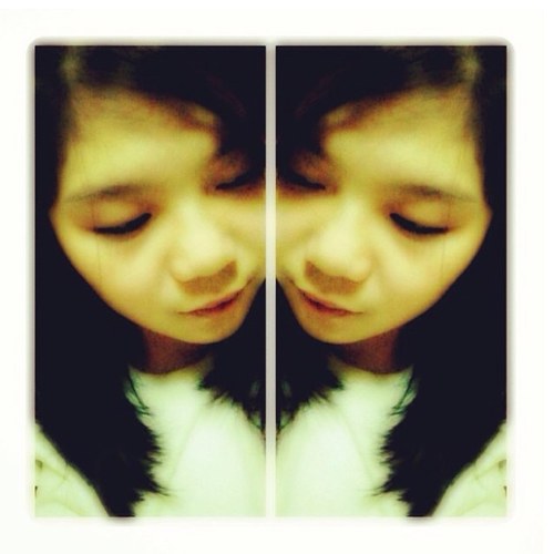 My thoughts are like stars. Follow my other account @fairydustreens
