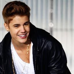 A fan group for diehard Bieber fans!!! :-)