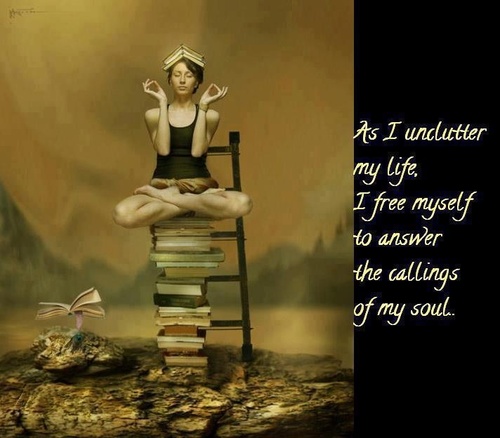 How to declutter, organize and simplify your life whilst nourishing your soul.