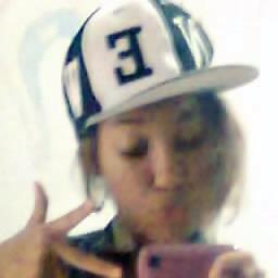 Ela sabe da conselhos pra todo mundo menos pra ela. Ela sou eu. Tenho 15 anos.. ♔ Skype: Alinyberg3 Ask: http://t.co/oMzkm2kmid  Face: https://t.co/w3Gvd0MUMw .