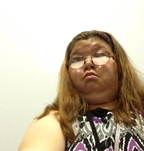 Hi my name is Kat. I love to read, write and make new friends.