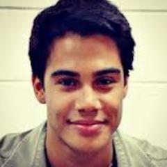 Não tem como explicar um amor de uma Fã, Apenas sorriem fiquem felizes,pois sempre vou apoiar vocês.
 #RebeldeAtéDepoisDoFim  !
  Amo Vocês  - Caabô  ;