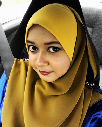 afiza_asmi's profile picture. Dendam atau maaf. Kau tahu mana lorong bahagia. #kbba9 #semutsenyum