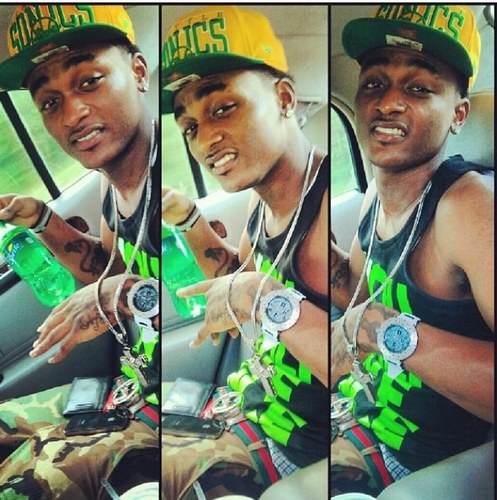 B.O.A Affiliated/Young Niggaz In Charge
Im That Nigga Point Blank Period!! Follow Me!!