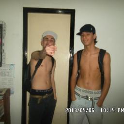 KENDO KAPONI ♪ Ess La Qee Vaa.. Wachoo Como El Noo Ahii ! http://t.co/iHiQZqnNV3