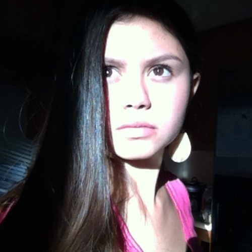 Ariannnna5698's profile picture. 