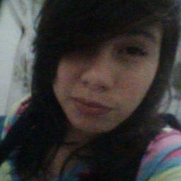 Hola soy Nathaly una chica que adora cantar, bailar, jugar & reirse; adoro a mi familia mas que todo, a mi perro & mi vida adoro ser como soyNatural&divertida