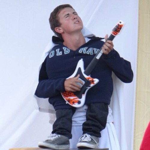 V_Sorrentino's profile picture. You can't be a smart cookie if you have a crummy attitude. Trying to seize every fun oppurtunity I can and glorify God every step of the way.